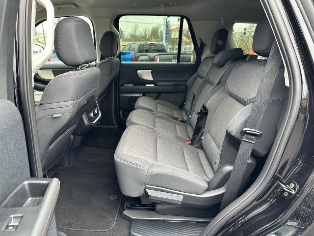 Certified 2025 Ford Expedition Active AWD/4WD image 14