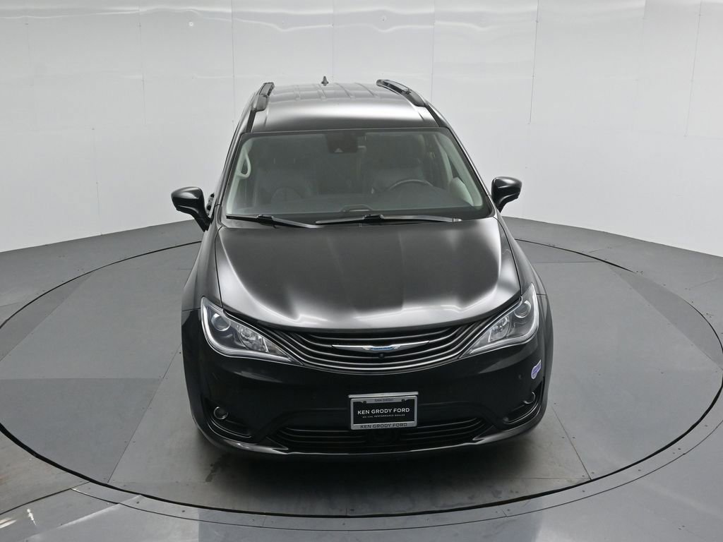 Used 2018 Chrysler Pacifica Limited w/ Advanced Safetytec Group image 31