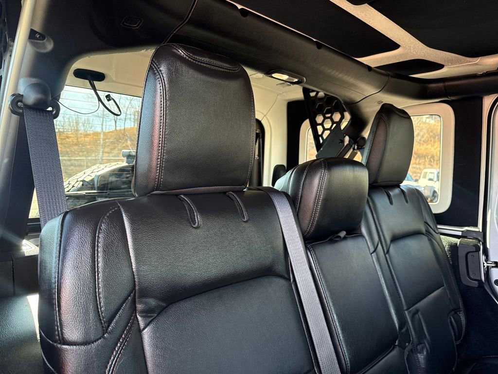 Used 2023 Jeep Wrangler Unlimited Rubicon 392 w/ Trailer Tow Package image 25