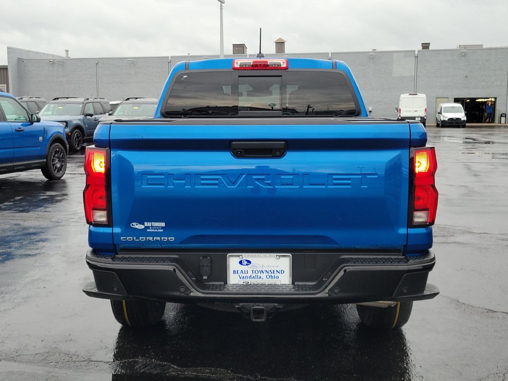Used 2023 Chevrolet Colorado Z71 w/ Z71 Convenience Package 2 AWD/4WD image 5