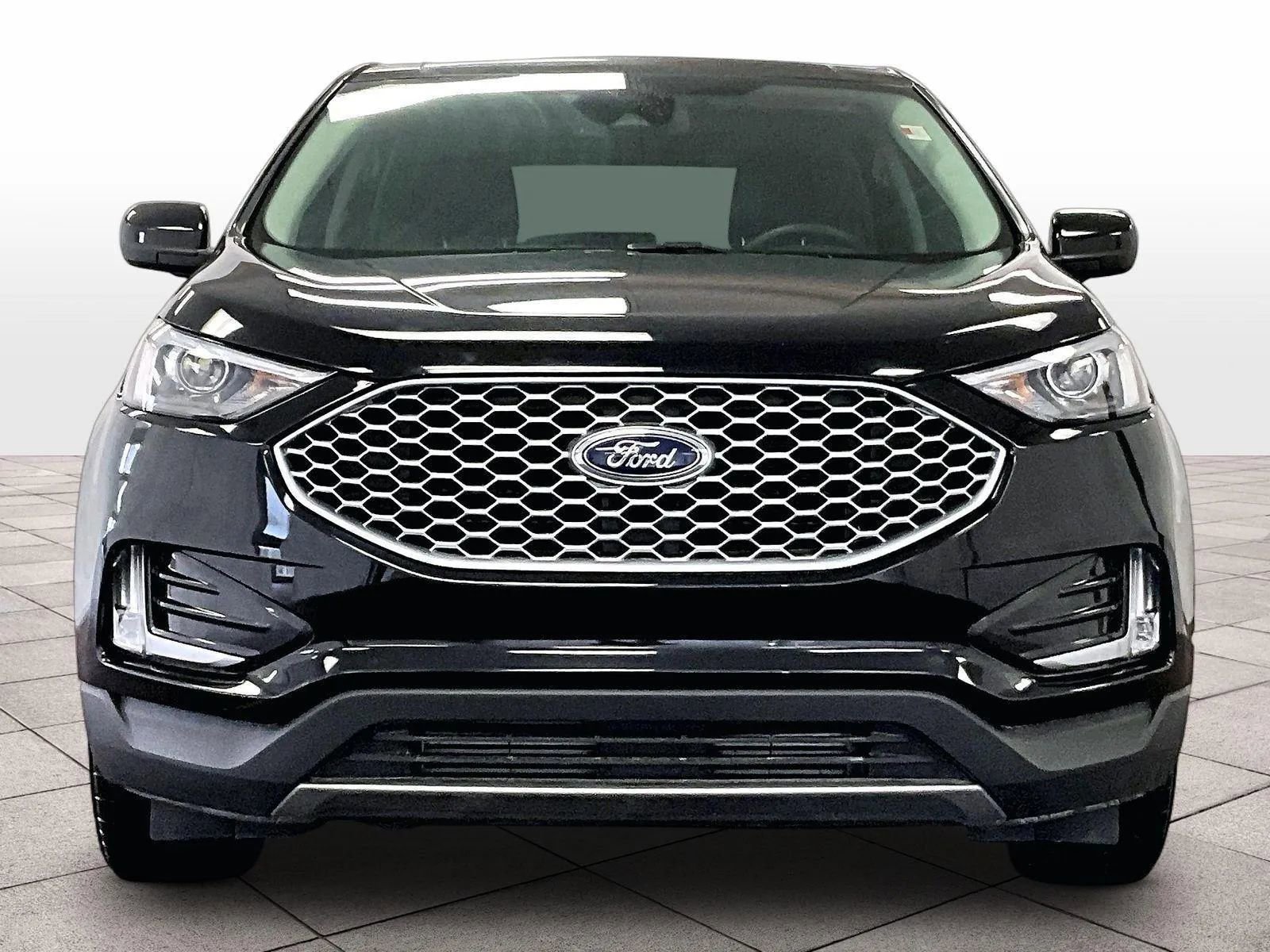 Certified 2023 Ford Edge SEL w/ Convenience Package image 3
