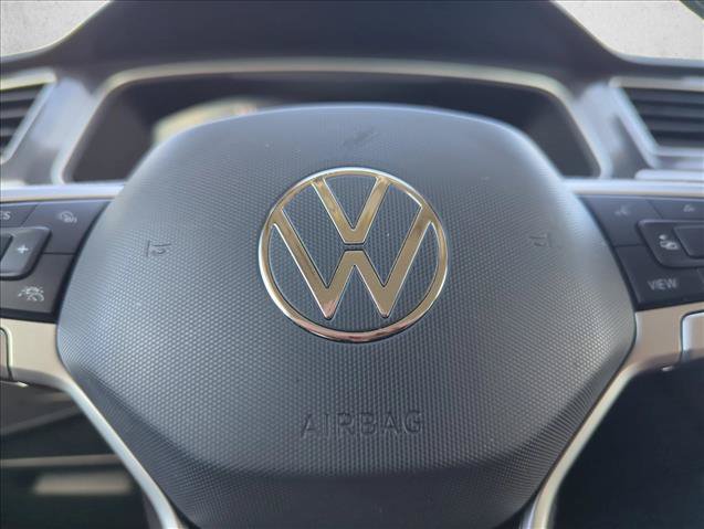 Used 2024 Volkswagen Tiguan SE FWD image 24