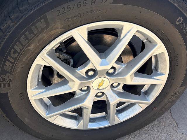 Used 2024 Chevrolet Equinox LT w/ LPO, Floor Liner Package FWD image 10