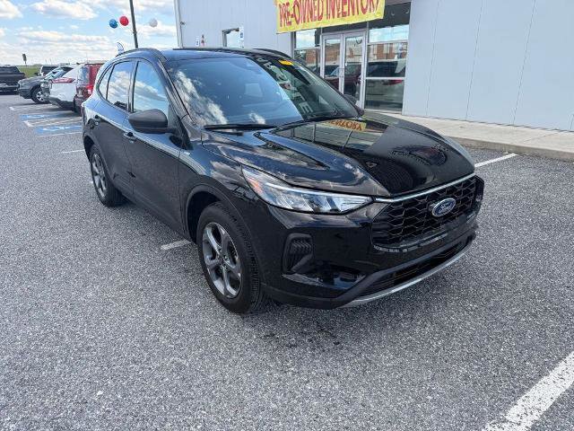 Certified 2025 Ford Escape ST-Line w/ Tech Pack #1 AWD/4WD image 7