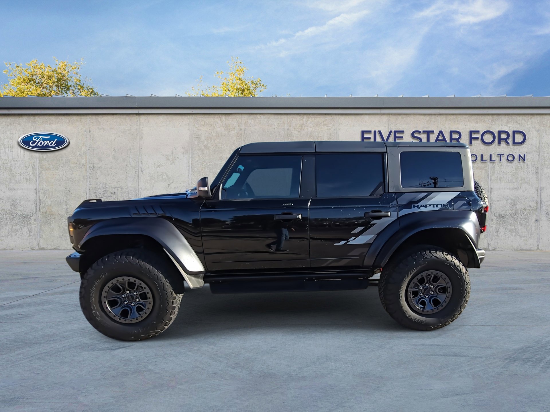 Certified 2022 Ford Bronco Raptor image 2