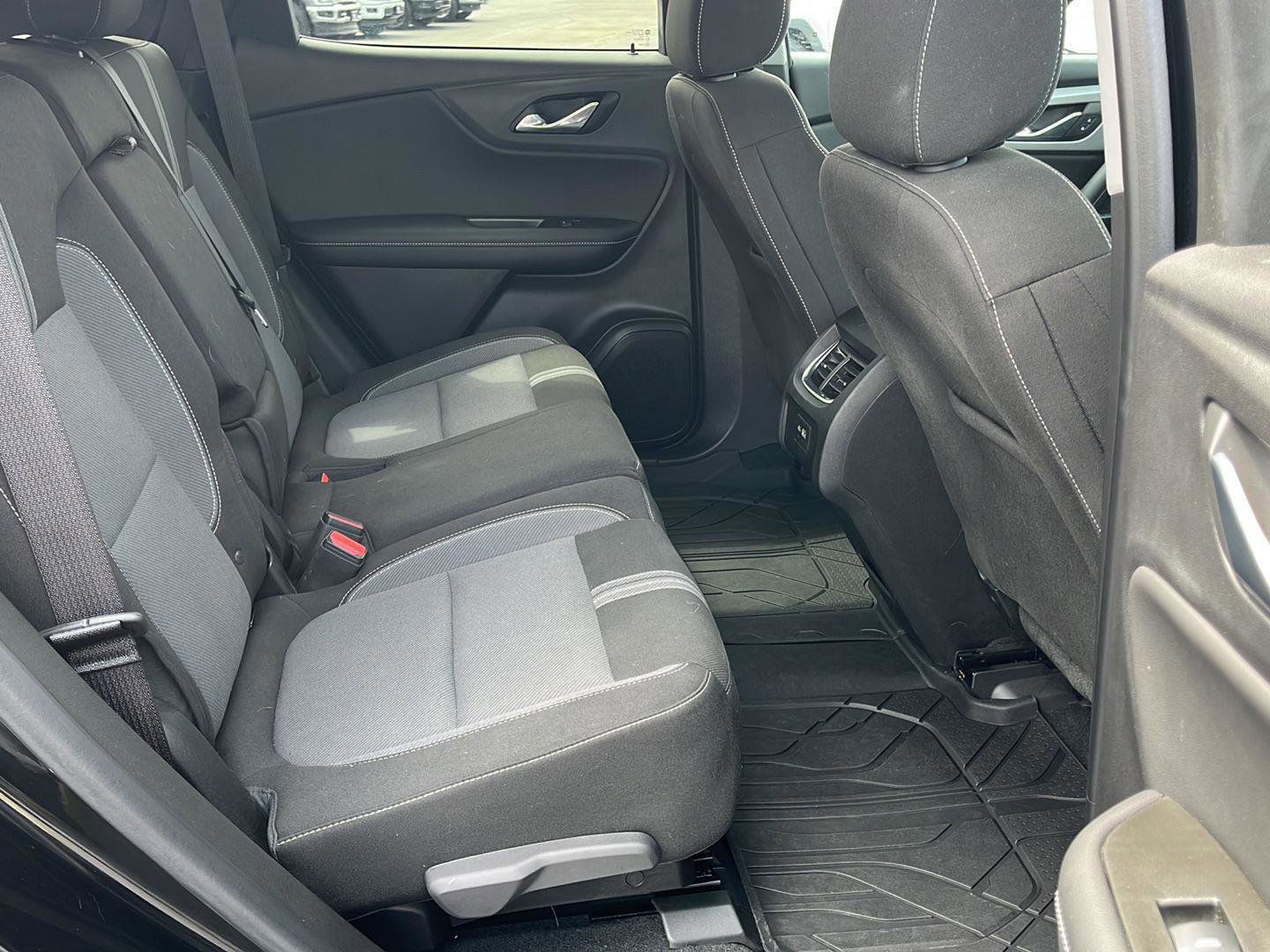 Used 2024 Chevrolet Blazer LT w/ Convenience Package image 13