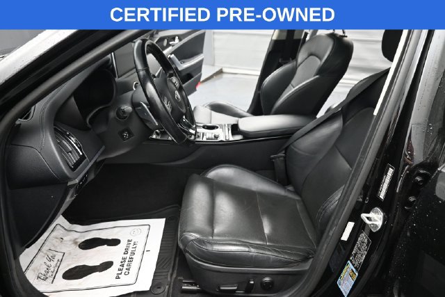 Used 2018 Kia Stinger Premium AWD/4WD image 15