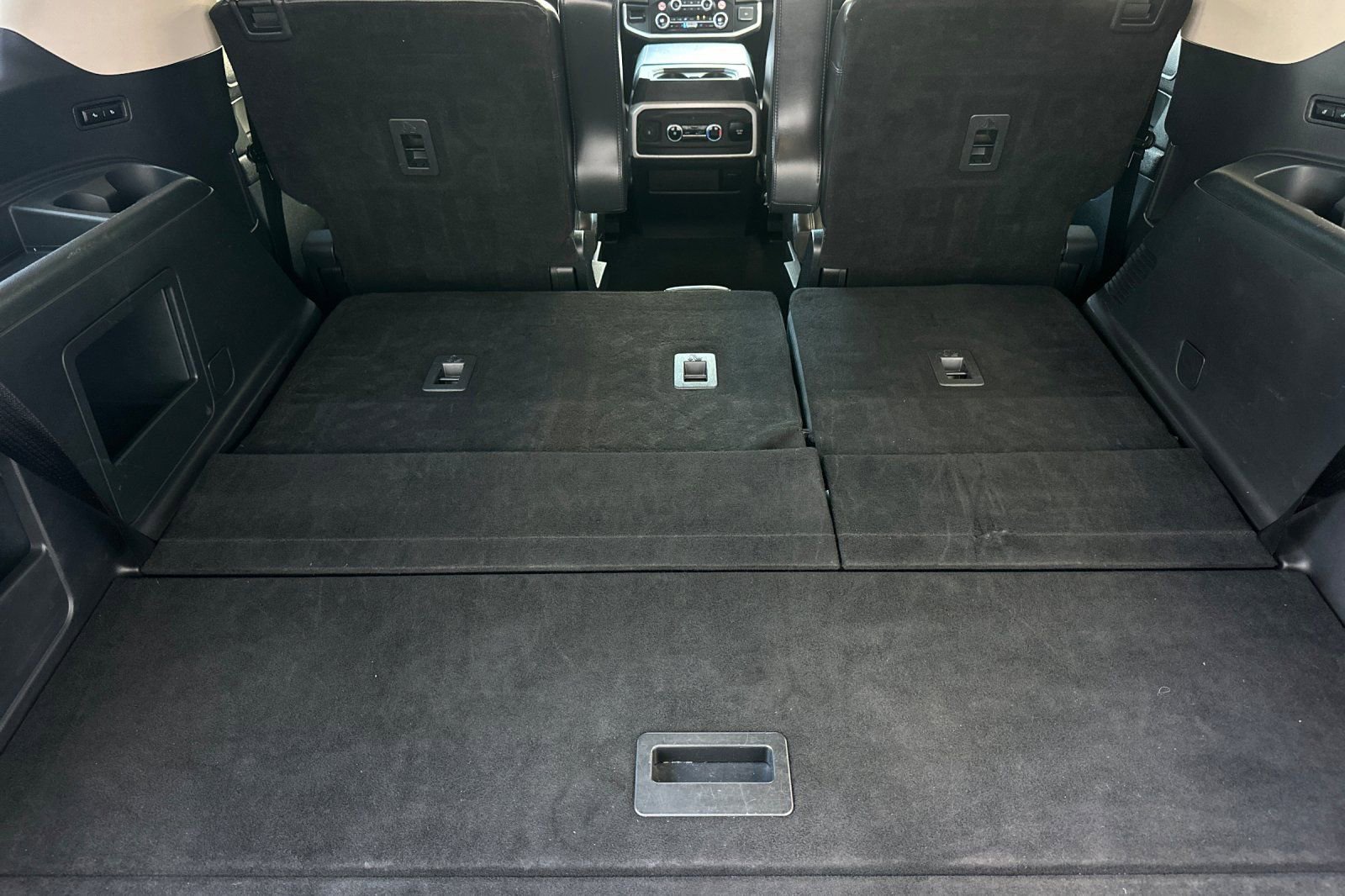 Certified 2024 Ford Expedition XLT image 15