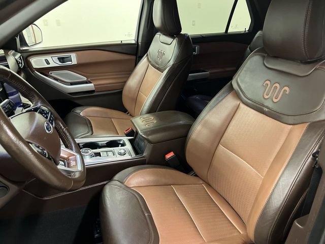 Certified 2023 Ford Explorer King Ranch w/ Technology Package AWD/4WD image 9