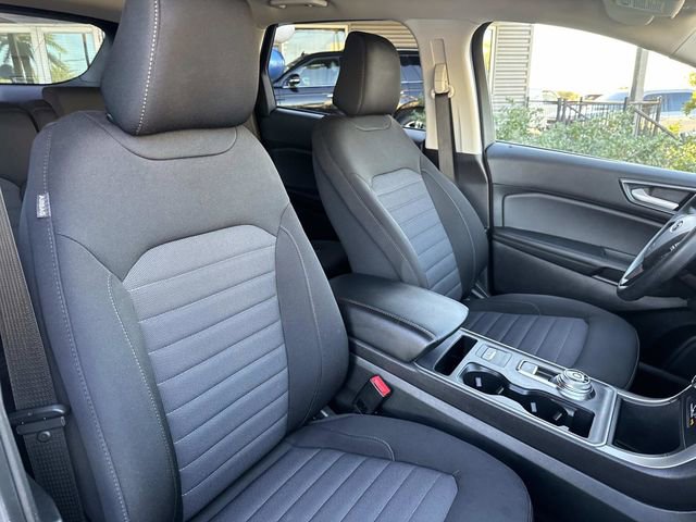Certified 2024 Ford Edge SE image 11