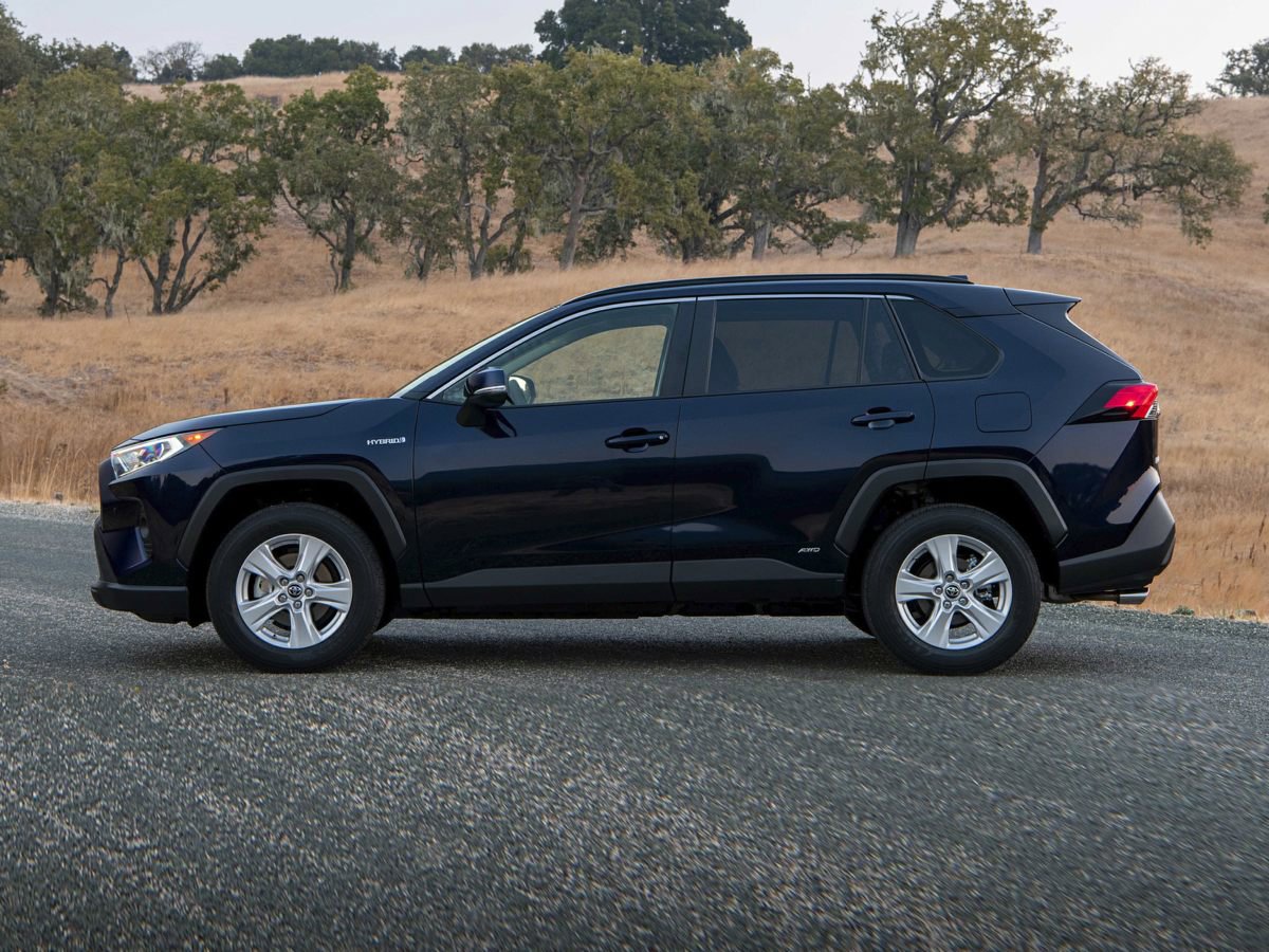 Used 2021 Toyota RAV4 LE
