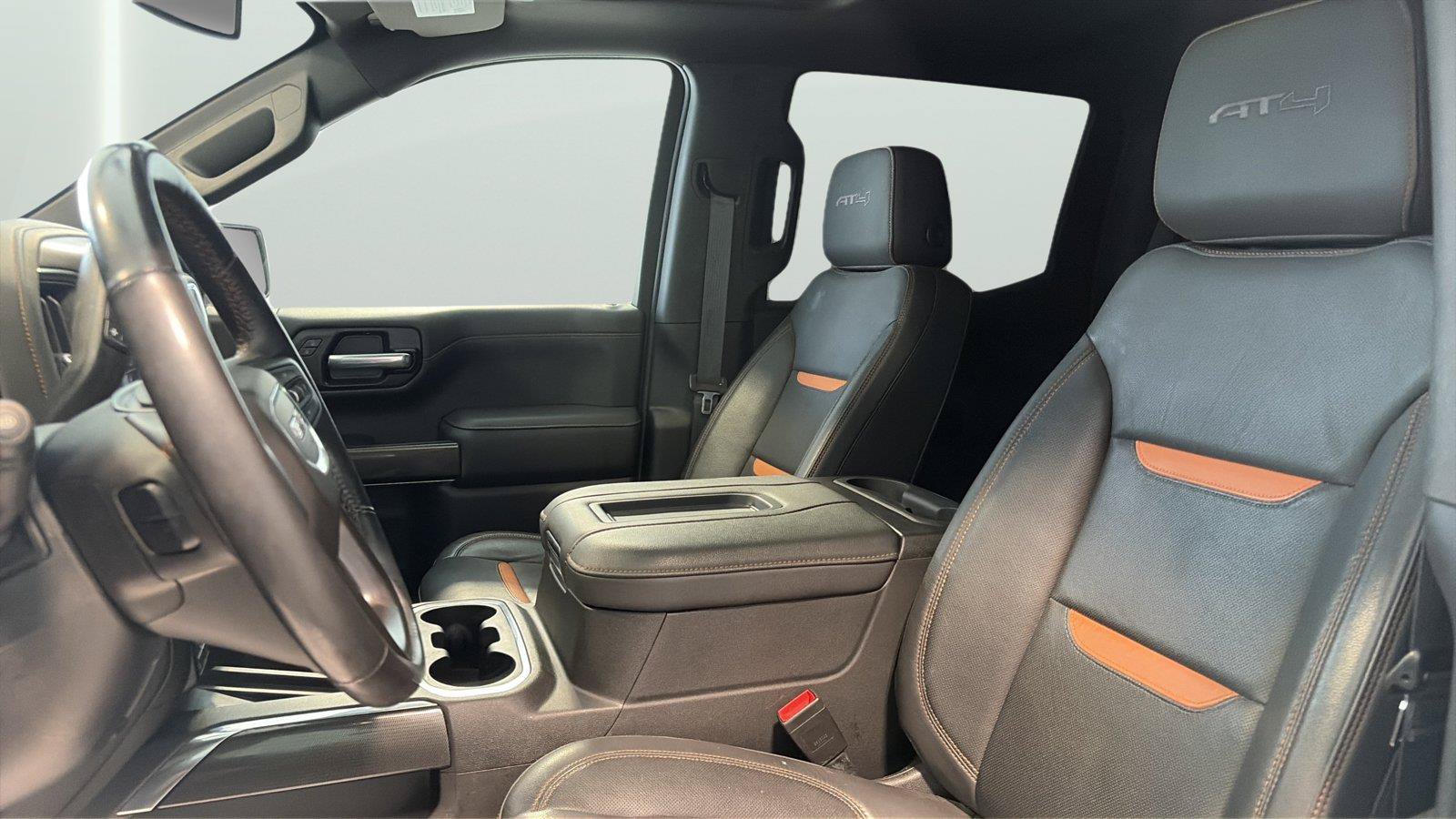 Used 2022 GMC Sierra 1500 AT4 w/ AT4 Premium Package AWD/4WD image 10