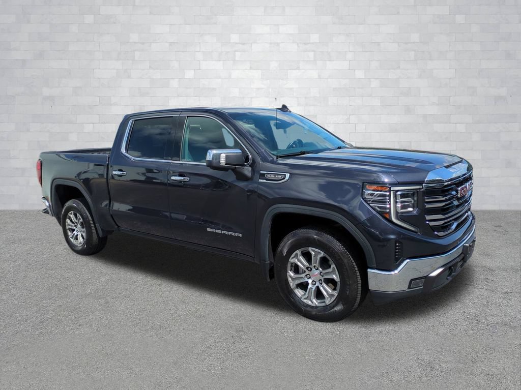 Used 2025 GMC Sierra 1500 SLT RWD image 2