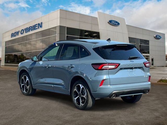 Certified 2023 Ford Escape ST-Line Elite AWD/4WD image 3
