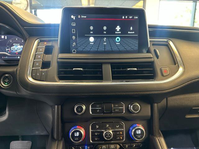 Used 2023 GMC Yukon XL AT4 w/ AT4 Premium Package AWD/4WD image 18