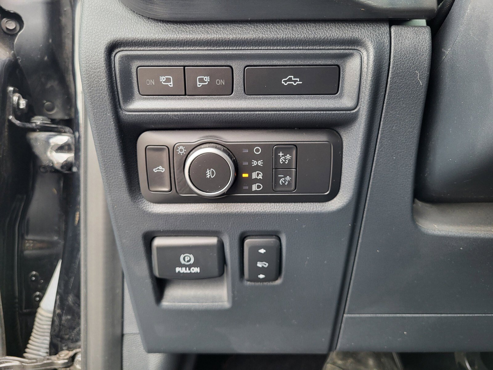 Certified 2022 Ford F150 Lariat w/ Equipment Group 502A High AWD/4WD image 25