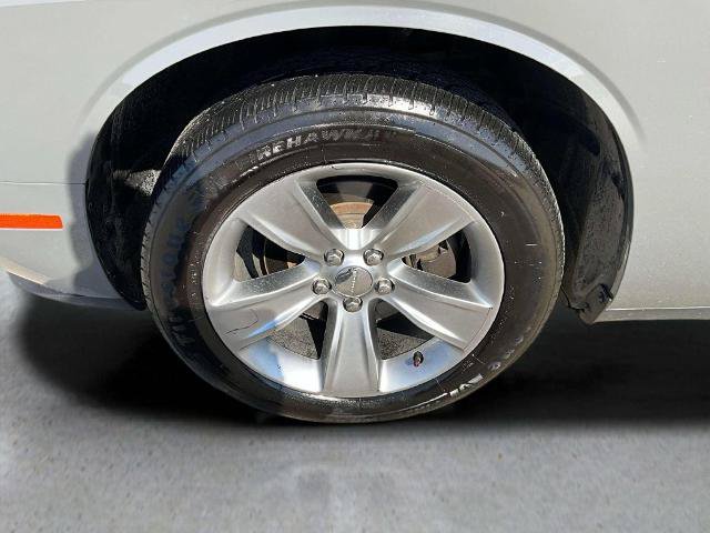 Used 2019 Dodge Challenger SXT RWD image 25