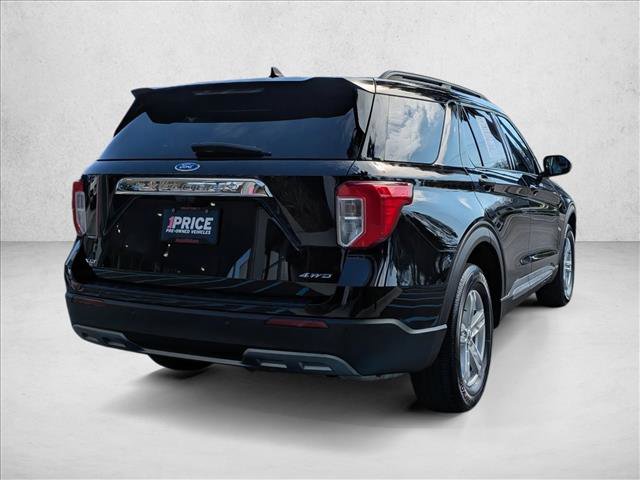 Certified 2022 Ford Explorer XLT w/ Equipment Group 202A image 5