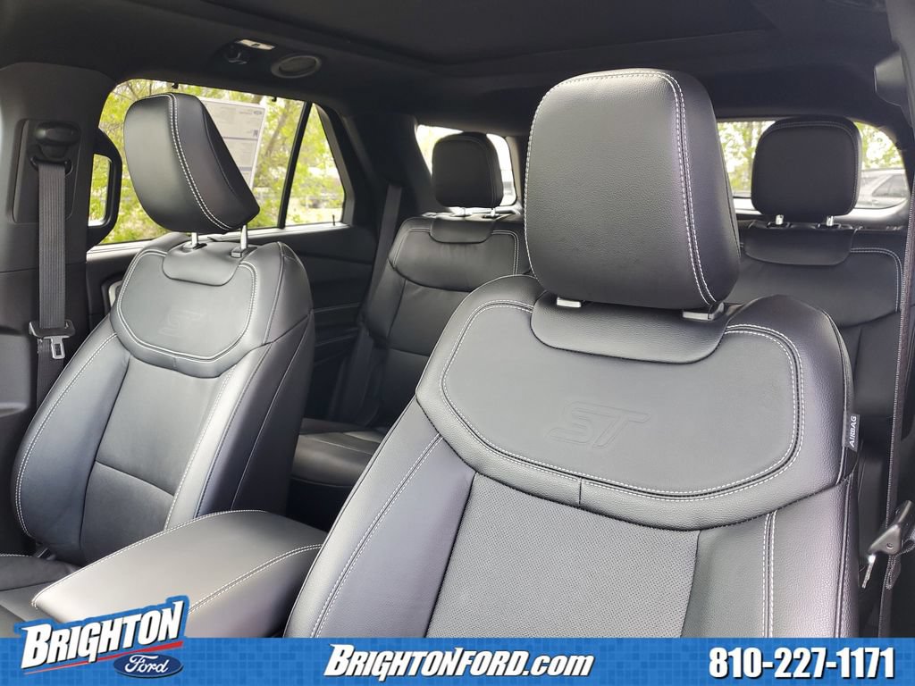 Certified 2024 Ford Explorer ST w/ Equipment Group 401A AWD/4WD image 11