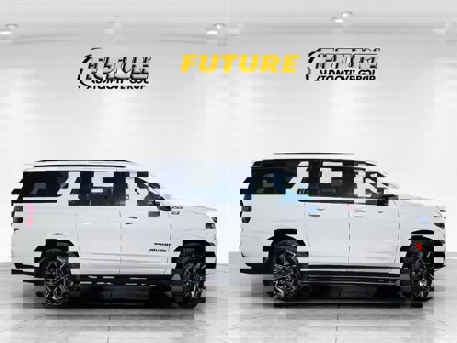 Used 2021 Chevrolet Suburban Z71 w/ Luxury Package image 2