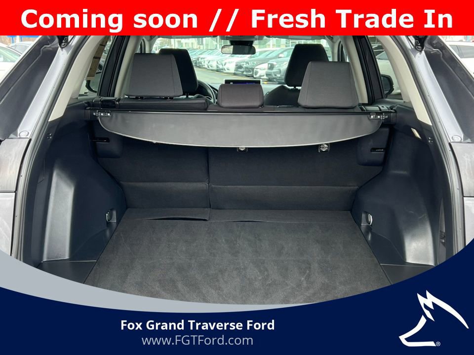 Used 2025 Toyota RAV4 XLE image 35