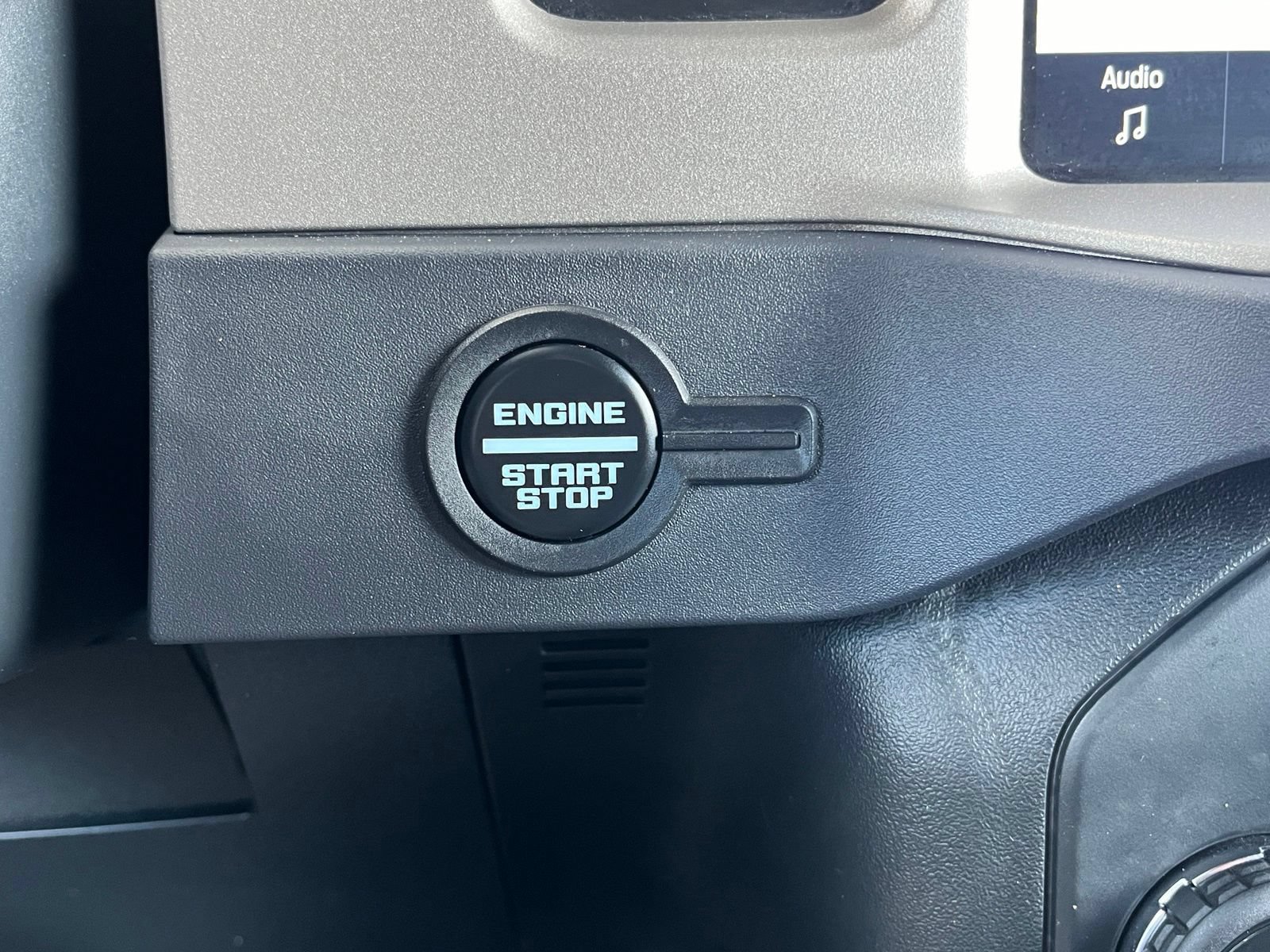 Certified 2025 Ford Bronco Outer Banks AWD/4WD image 23