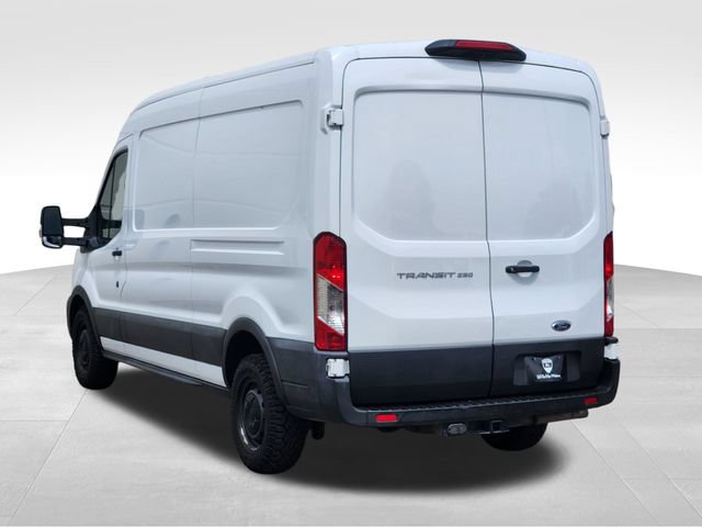 Certified 2022 Ford Transit 250 Medium Roof RWD image 7