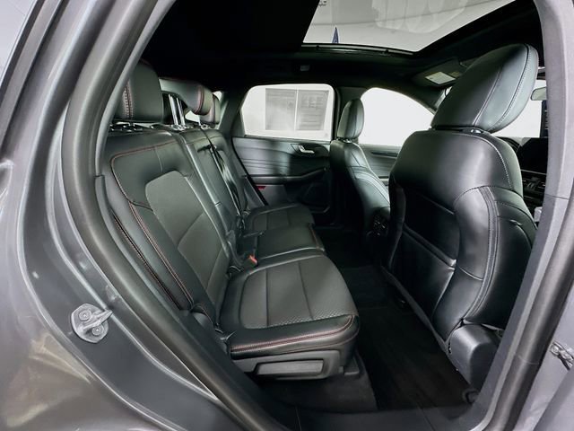 Certified 2024 Ford Escape ST-Line w/ Tech Pack #1 image 34