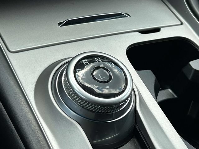Certified 2023 Ford Explorer XLT RWD image 32