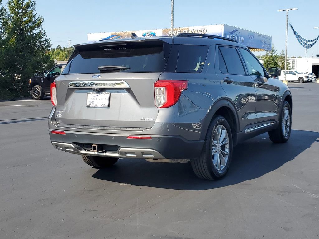 Certified 2022 Ford Explorer XLT w/ Equipment Group 202A image 2