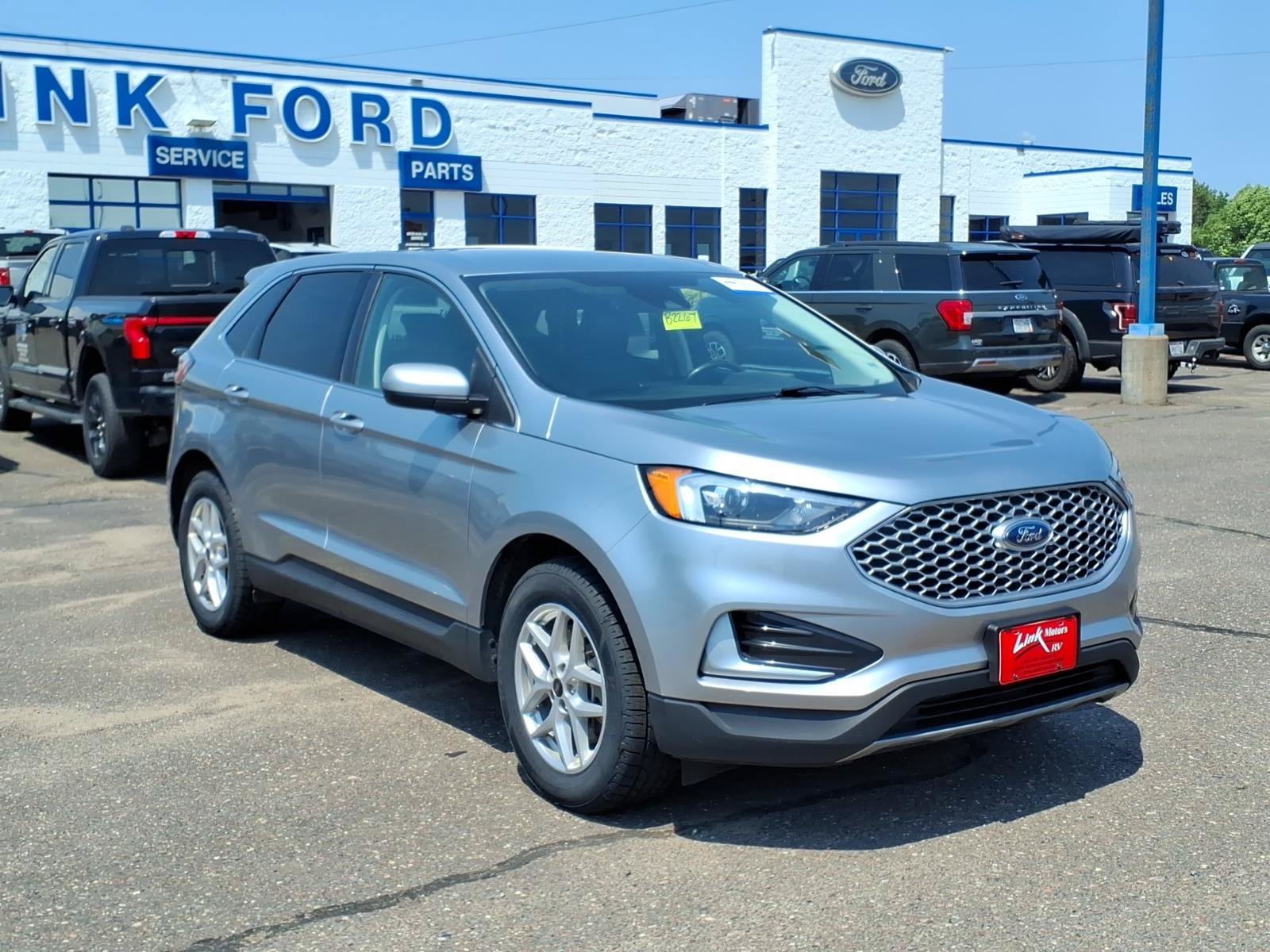 Certified 2024 Ford Edge SEL AWD/4WD image 8