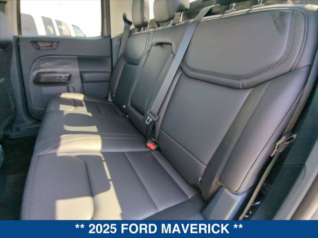 Certified 2025 Ford Maverick Lariat w/ Black Appearance Package AWD/4WD image 20