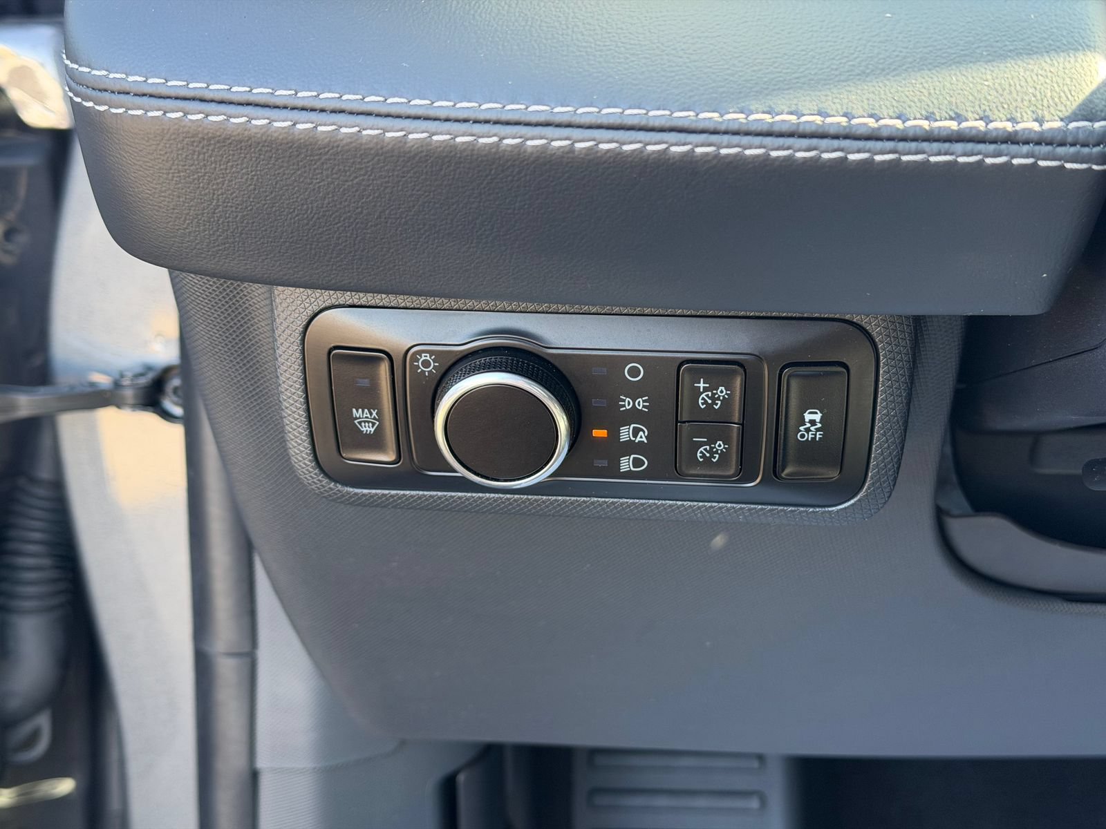 Certified 2023 Ford Mustang Mach-E Select RWD image 32