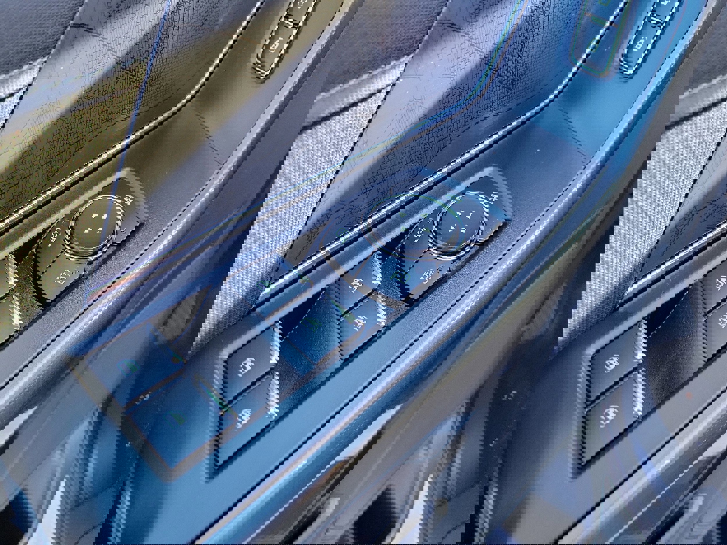 Certified 2021 Ford F150 XLT w/ Equipment Group 302A High image 19