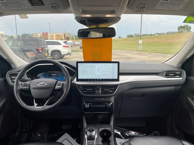 Certified 2024 Ford Escape Platinum AWD/4WD image 22
