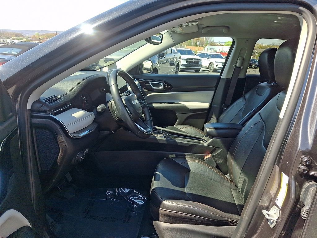 Used 2022 Jeep Compass Limited AWD/4WD image 13