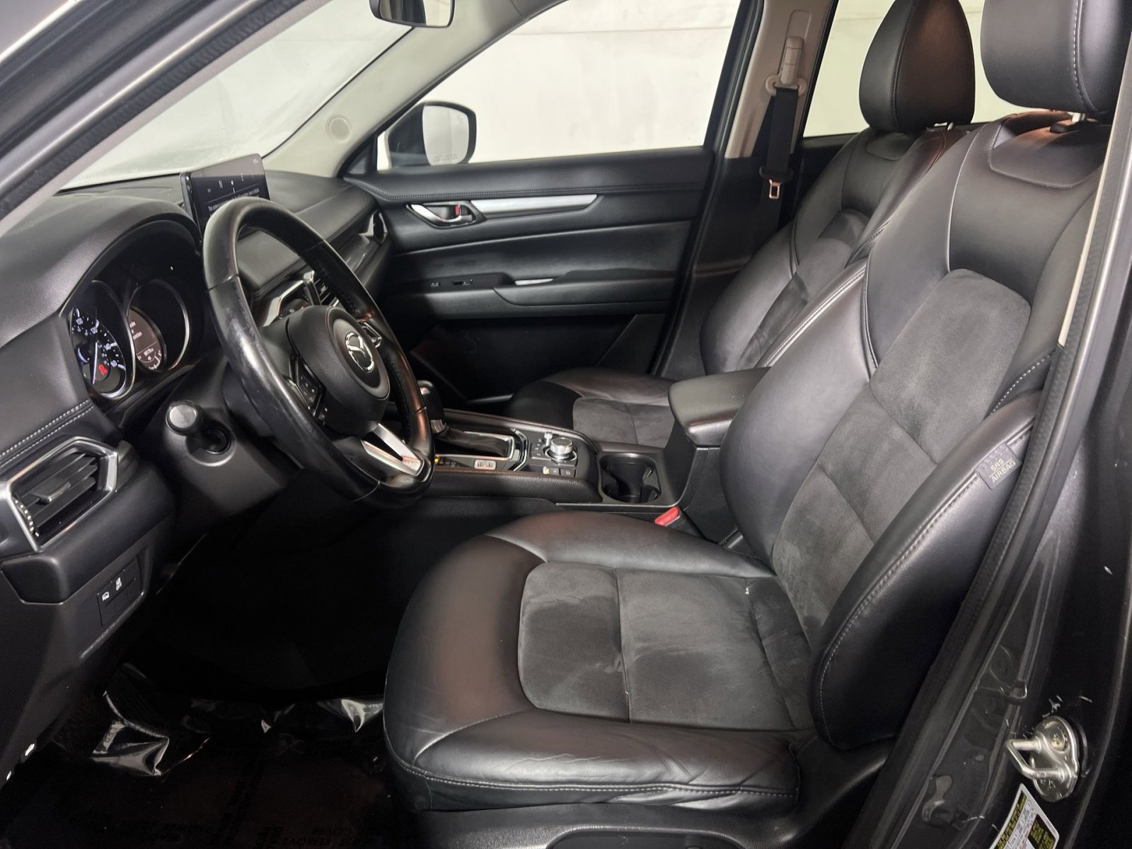 Used 2021 MAZDA CX-5 Touring image 13