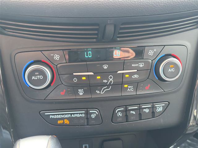 Certified 2019 Ford Escape Titanium AWD/4WD image 29