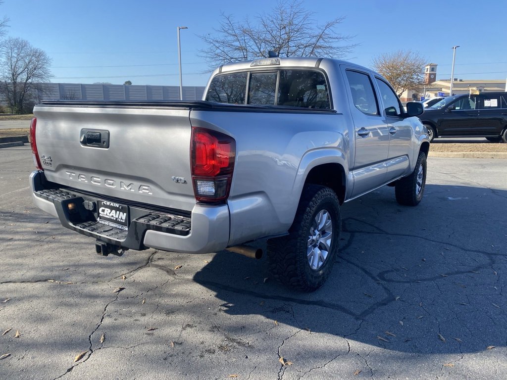 Used 2020 Toyota Tacoma SR image 7