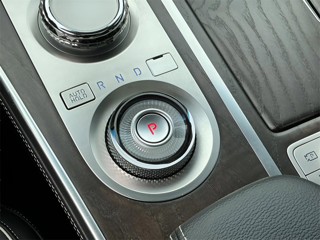 Used 2023 Genesis GV80 2.5T w/ Prestige Package image 32