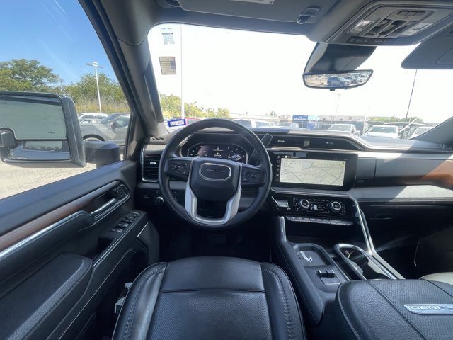Used 2024 GMC Sierra 2500 Denali w/ Denali Reserve Package AWD/4WD image 5