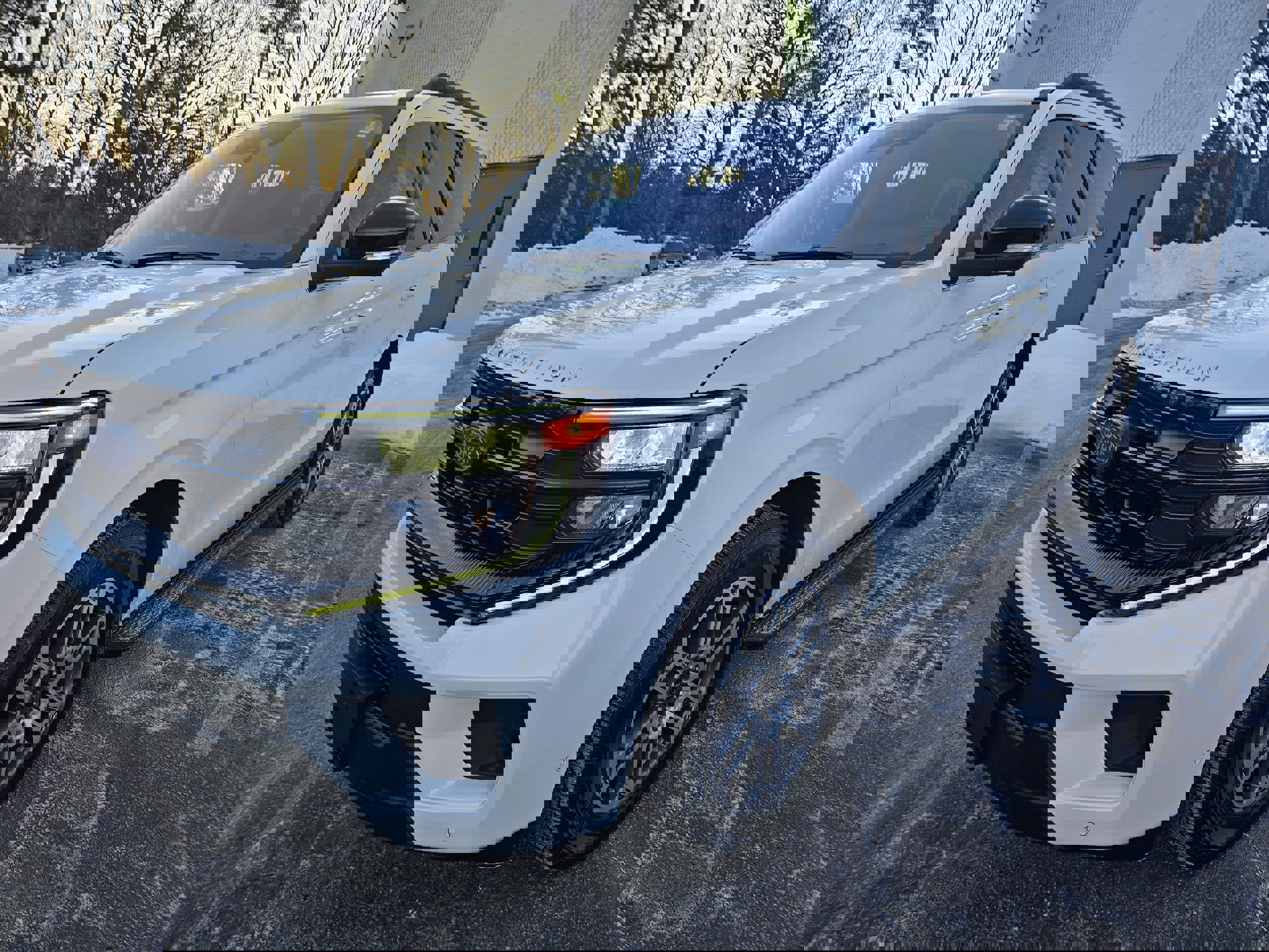 Certified 2025 Ford Expedition Active image 7