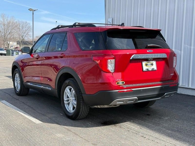 Certified 2023 Ford Explorer XLT w/ Equipment Group 202A image 3