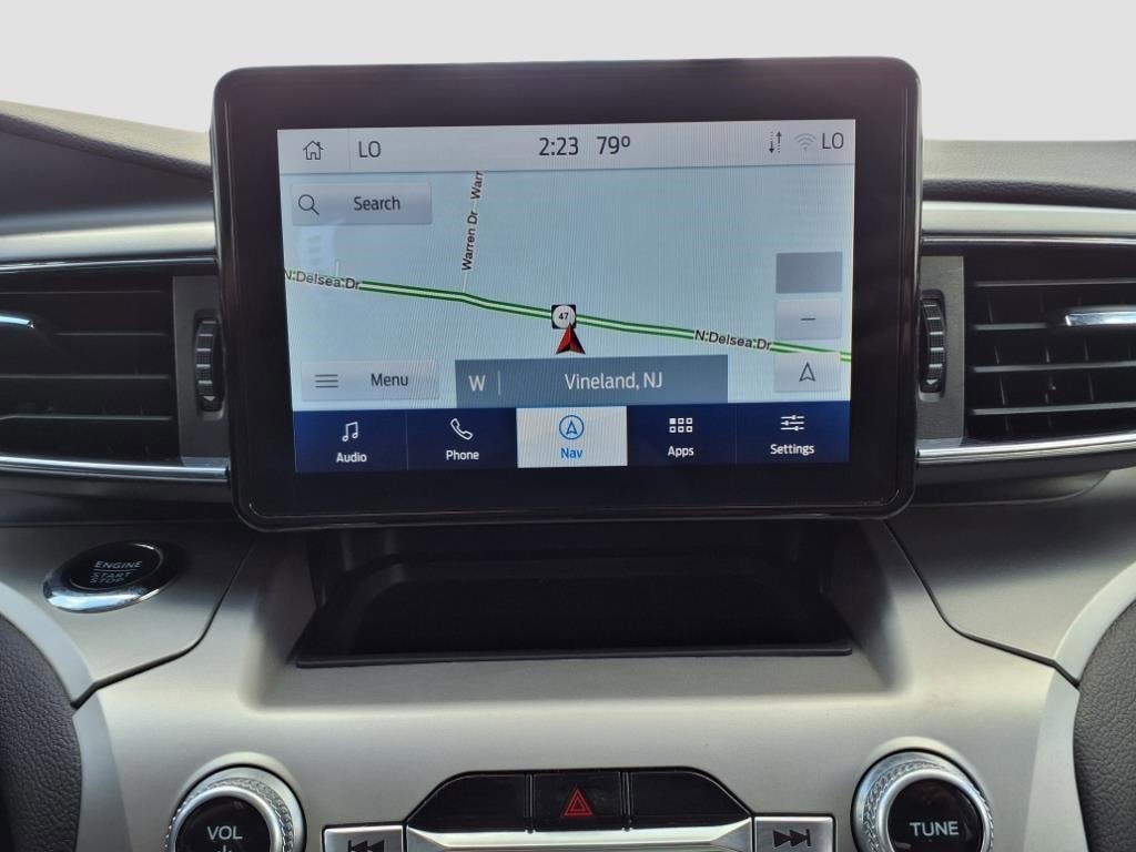 Certified 2022 Ford Explorer XLT w/ Equipment Group 202A image 25