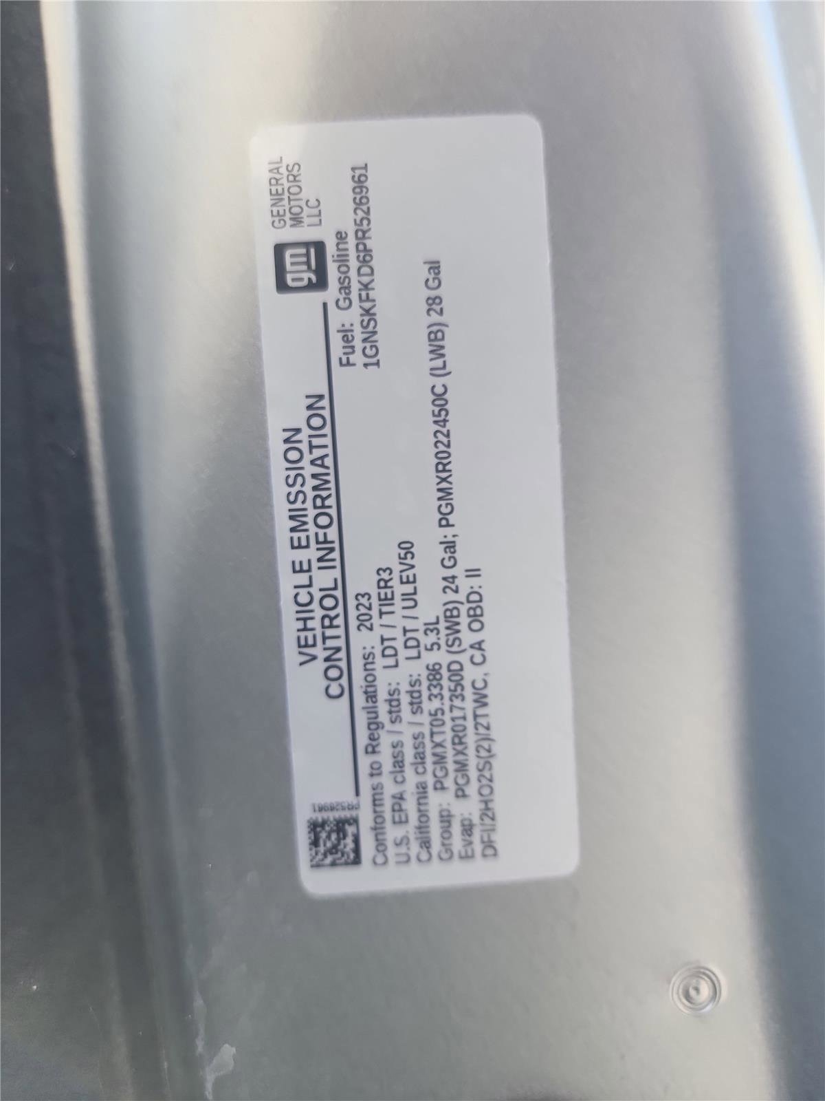 Used 2023 Chevrolet Suburban Premier image 13