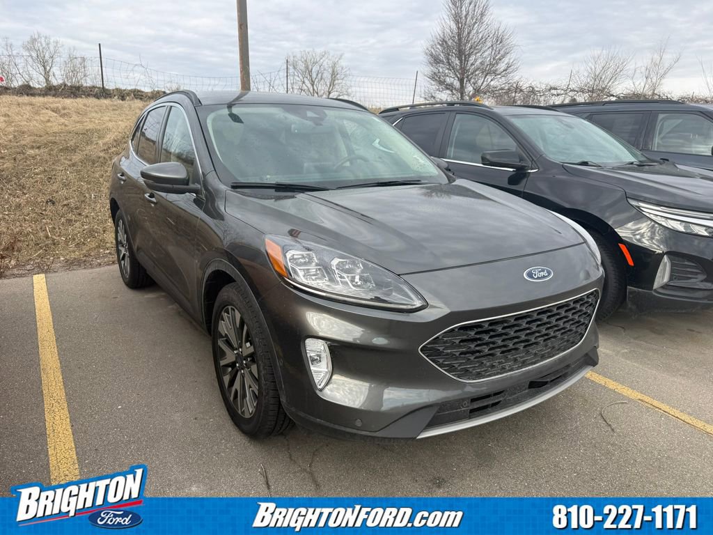 Certified 2020 Ford Escape Titanium image 4