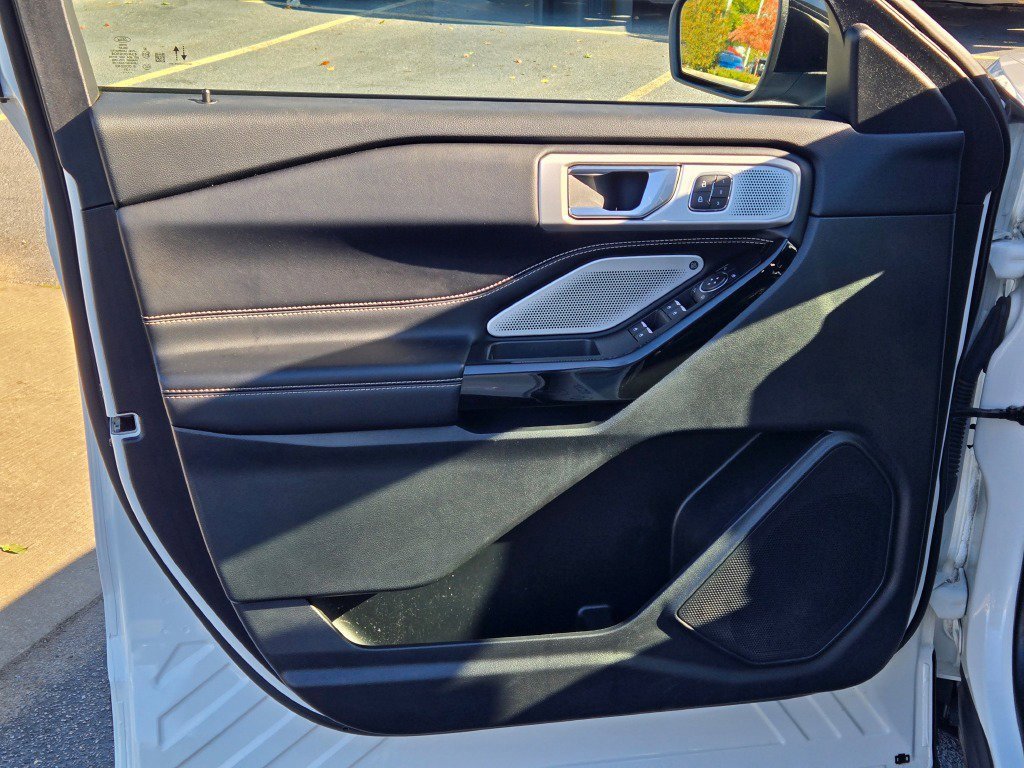 Certified 2022 Ford Explorer ST w/ ST Street Pack image 23