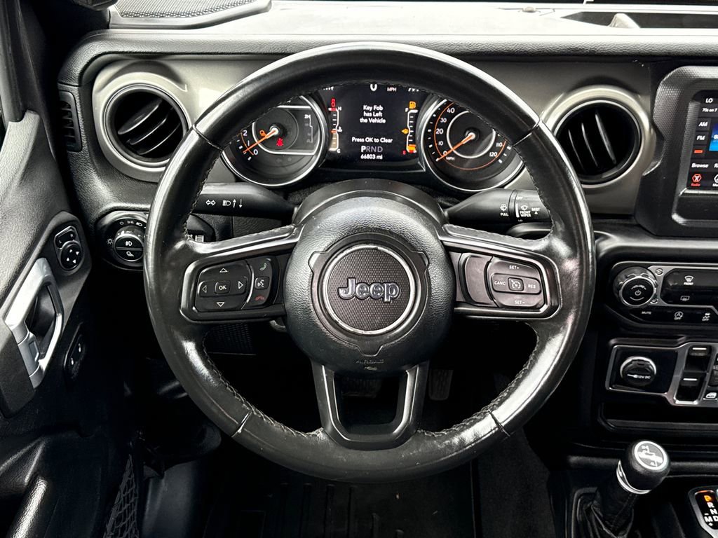 Used 2021 Jeep Gladiator Sport AWD/4WD image 23