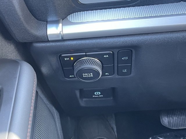 Certified 2025 Ford Expedition Active image 21