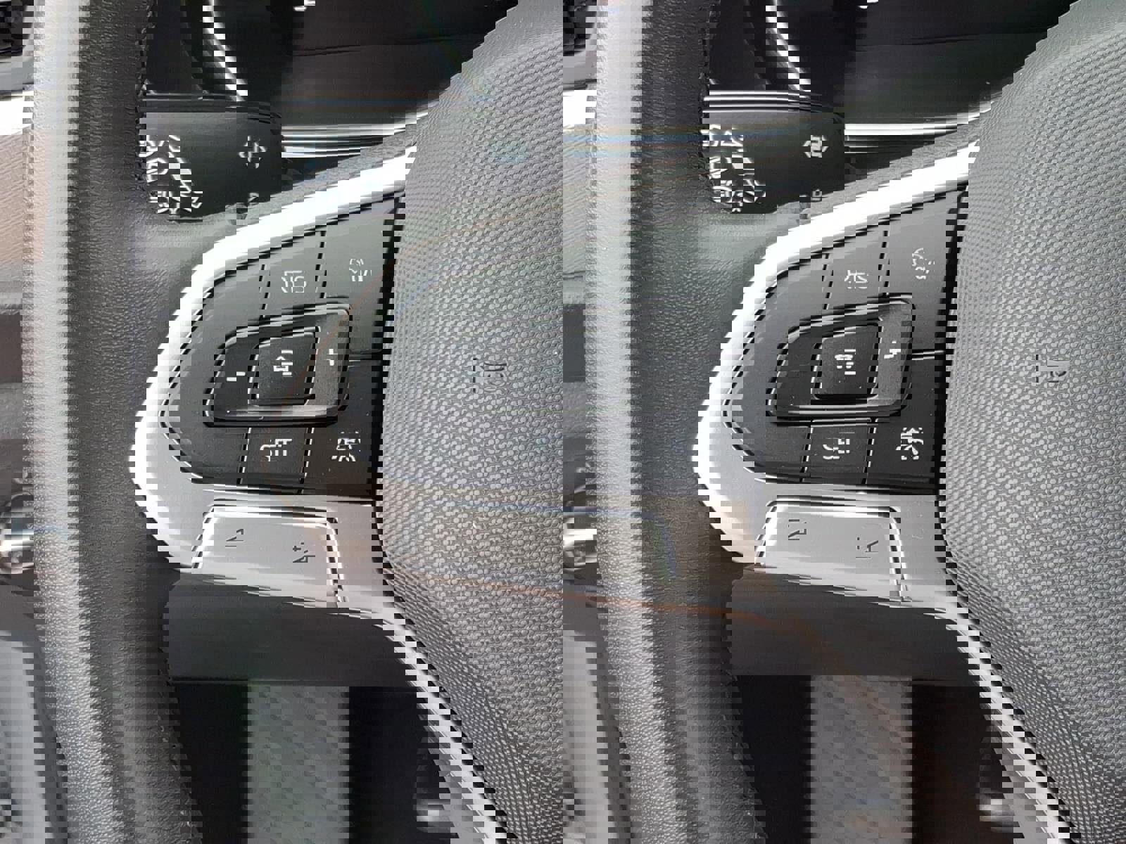 Used 2024 Volkswagen Jetta S image 25